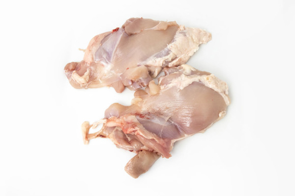 Contramuslos de pollo sin hueso y piel